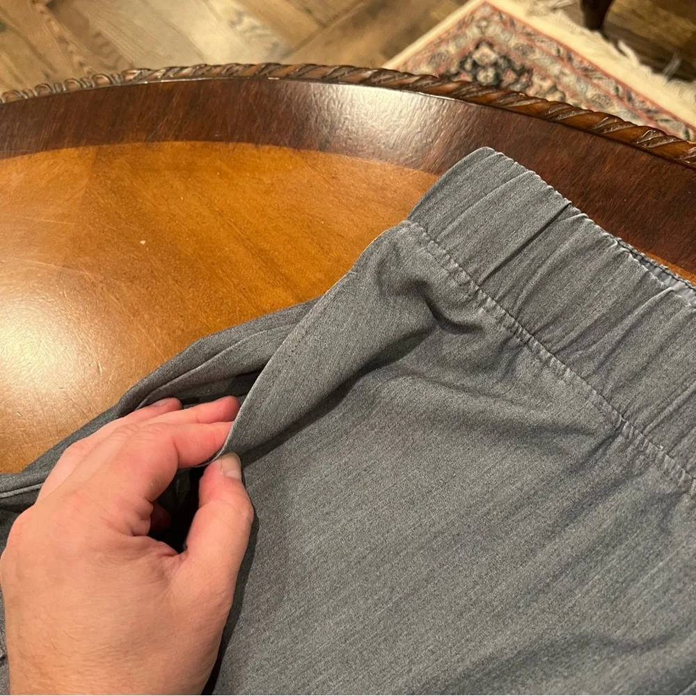 FIGS Men’s Malang Slim Cargo Pant Graphite Gray Large Drawstring Waist Scrubs